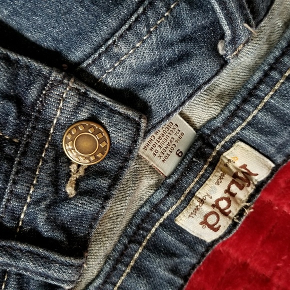 Mudd Ripped Capri/Cropped Jeans - Picture 3 of 4